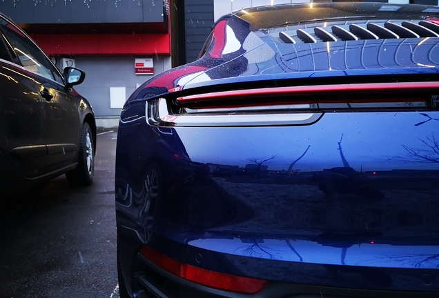 Porsche 992 Carrera 4S