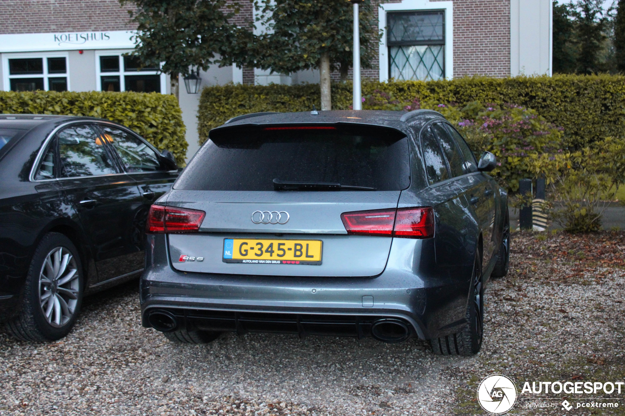 Audi RS6 Avant C7 2015