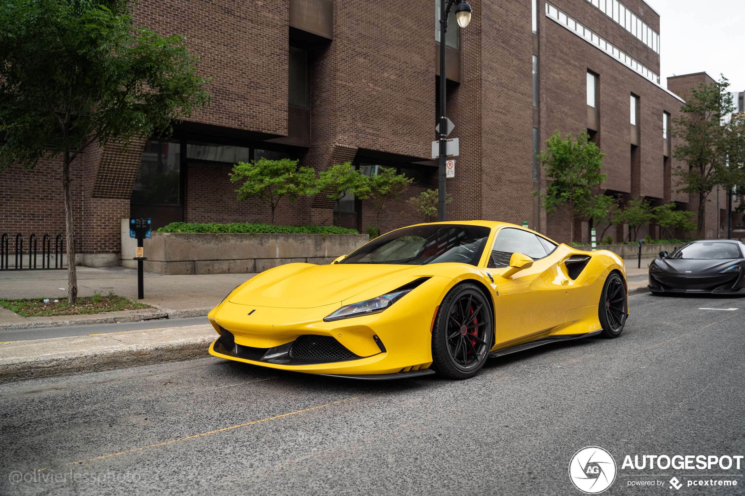 Ferrari F8 Tributo Novitec Rosso