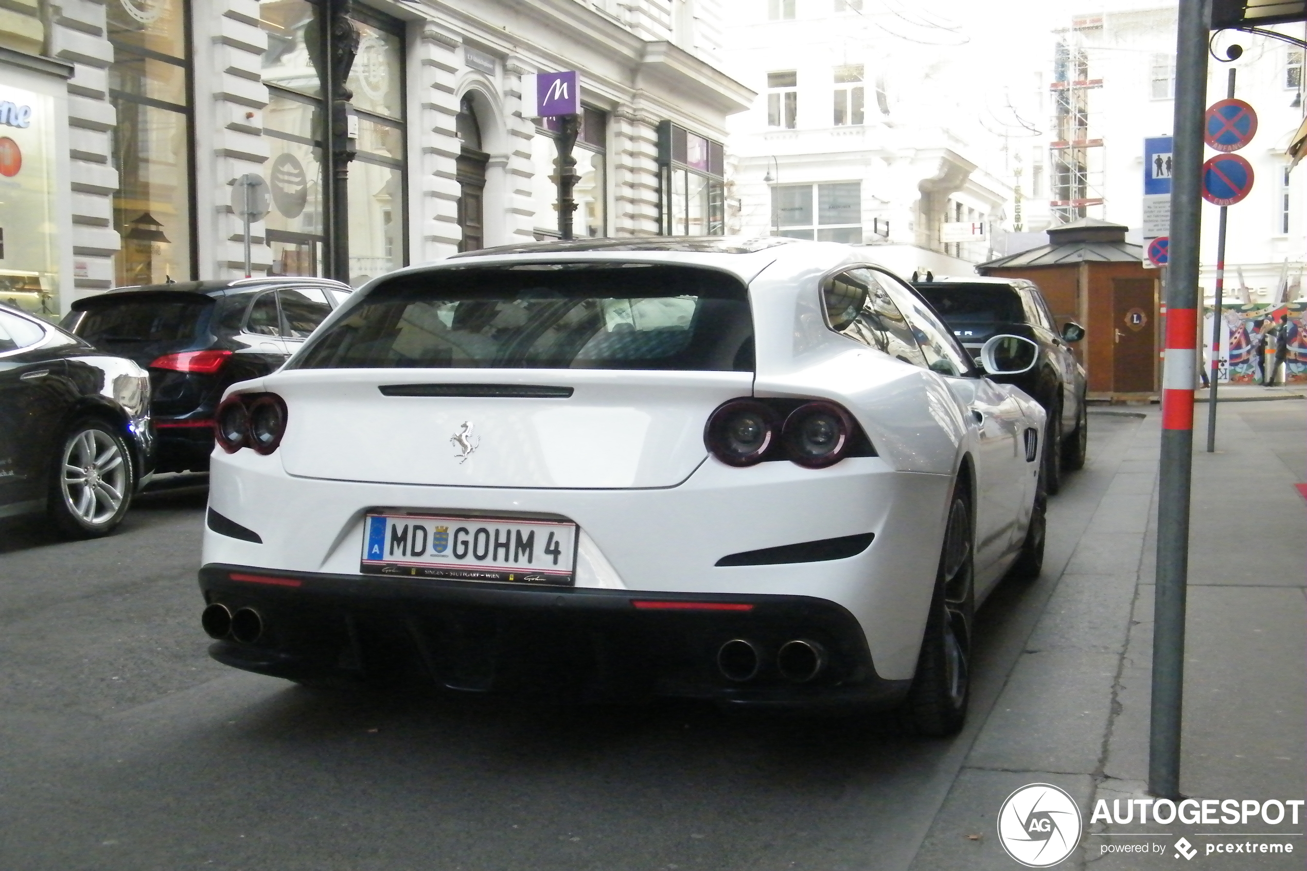 Ferrari GTC4Lusso T