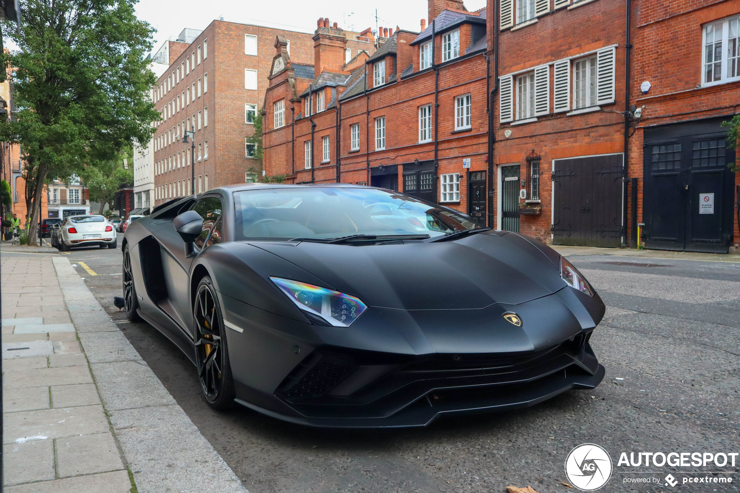 Lamborghini Aventador S LP740-4 Roadster