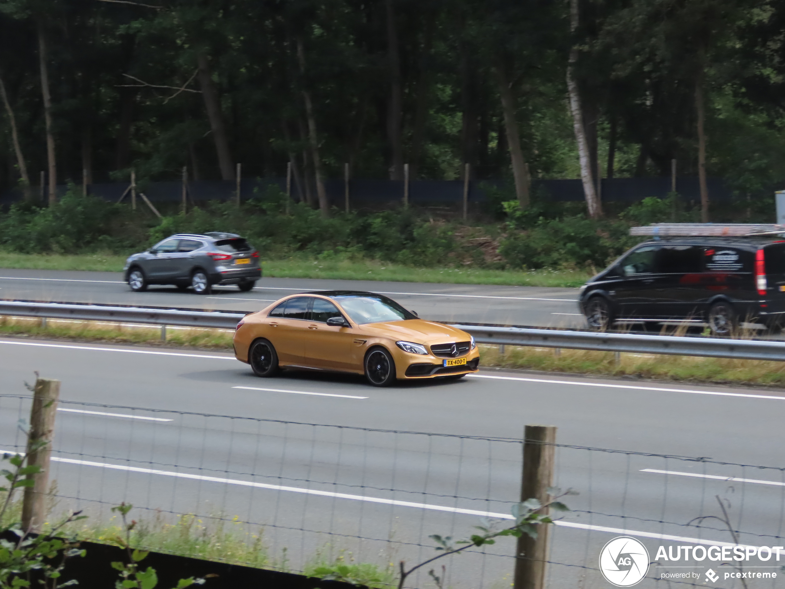 Mercedes-AMG C 63 S W205