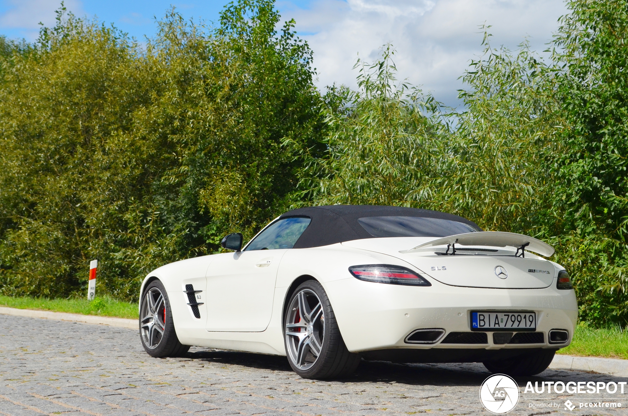 Mercedes-Benz SLS AMG GT Roadster