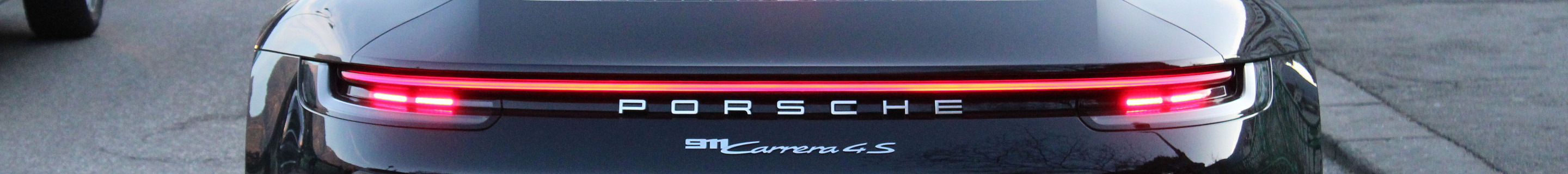 Porsche 992 Carrera 4S