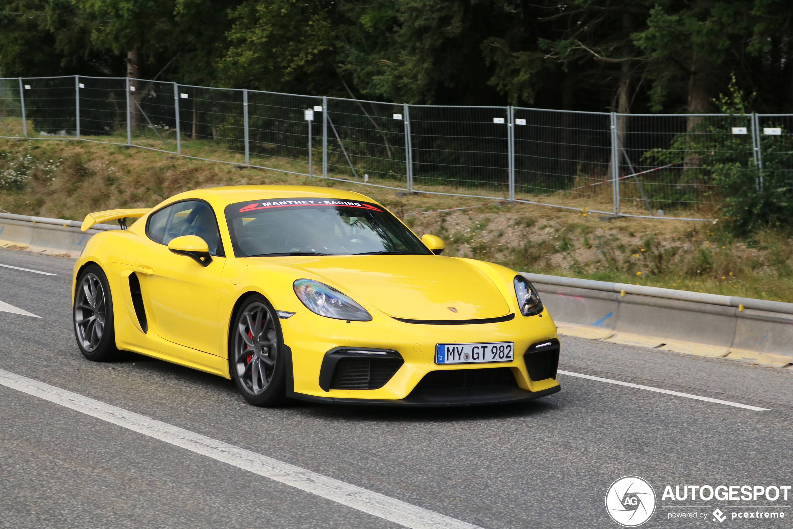 Porsche 718 Cayman GT4