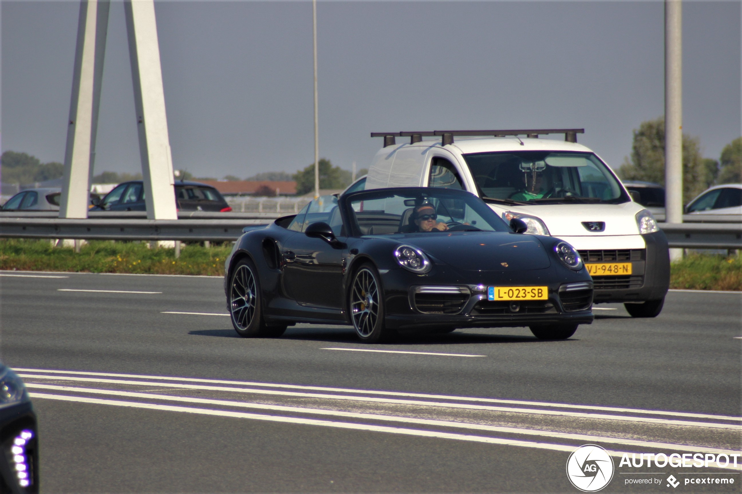 Porsche 991 Turbo S Cabriolet MkII