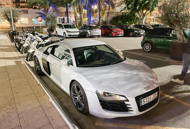 Audi R8