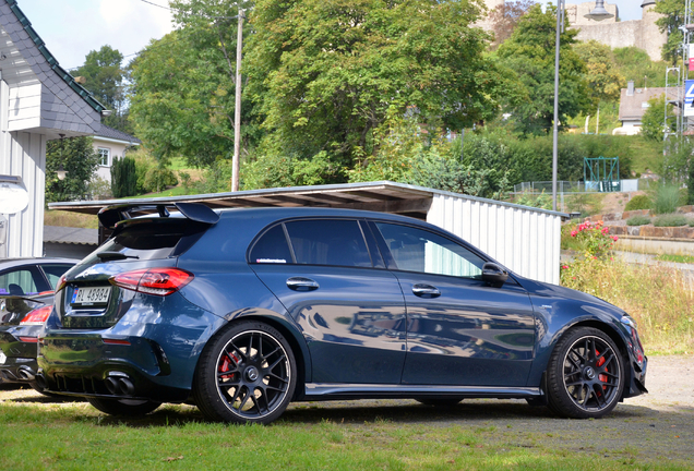 Mercedes-AMG A 45 S W177