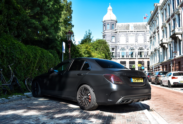 Mercedes-AMG C 63 S W205