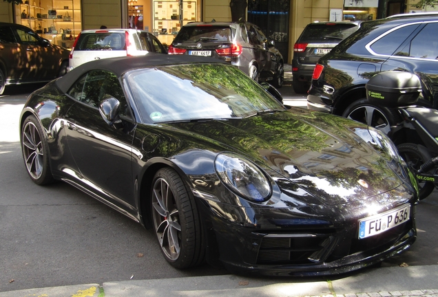 Porsche 992 Carrera 4S Cabriolet MkI
