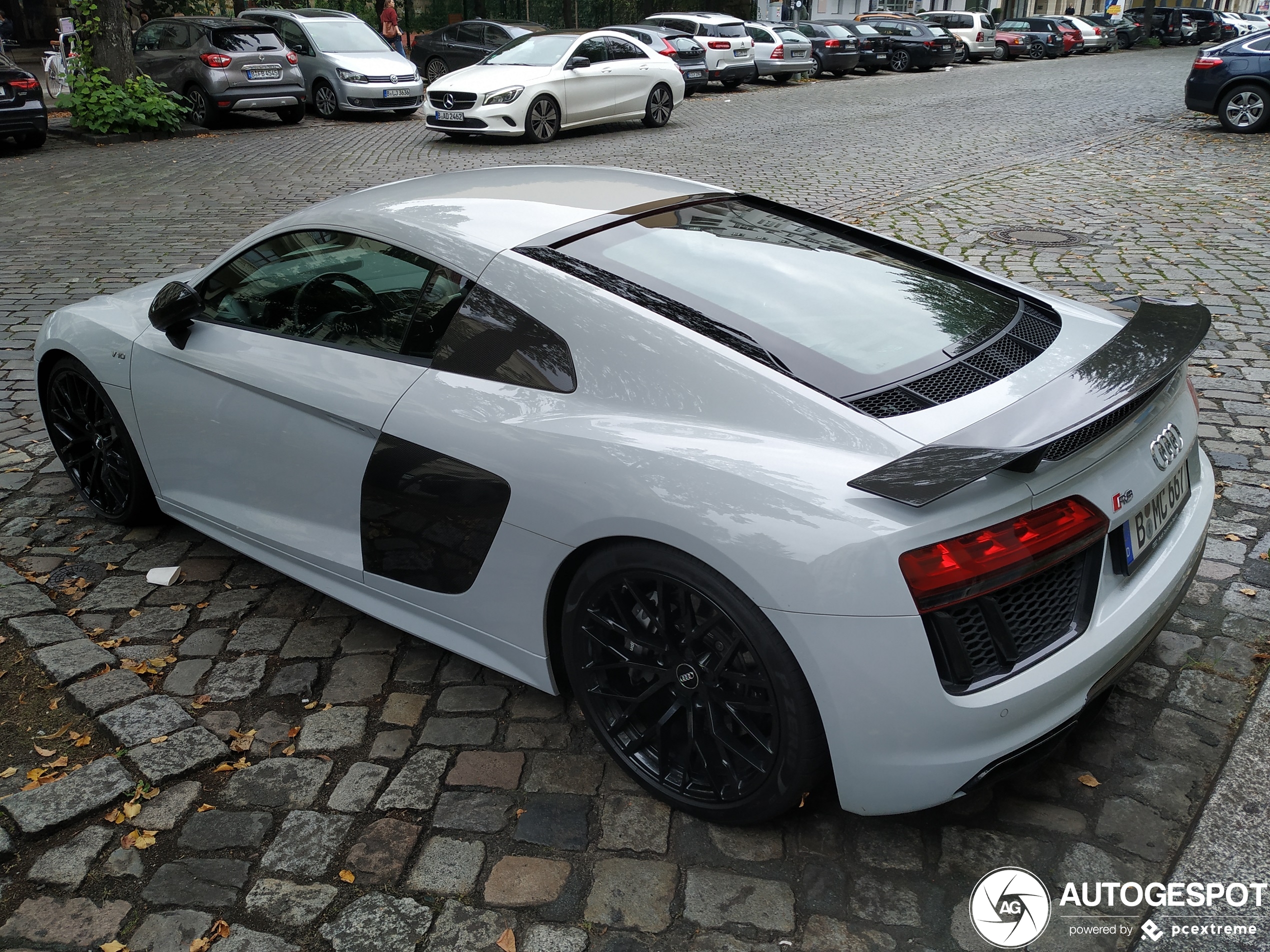 Audi R8 V10 Plus 2015