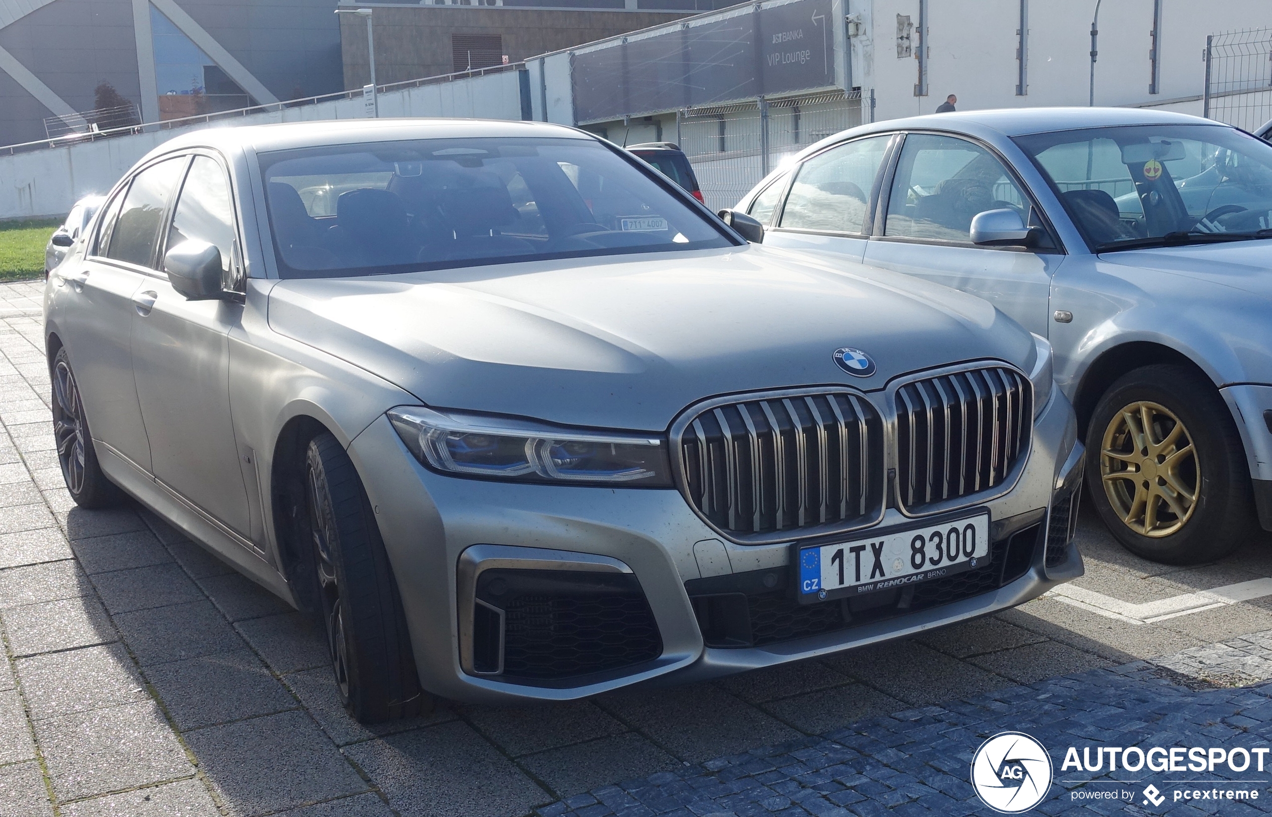 BMW M760Li xDrive 2019