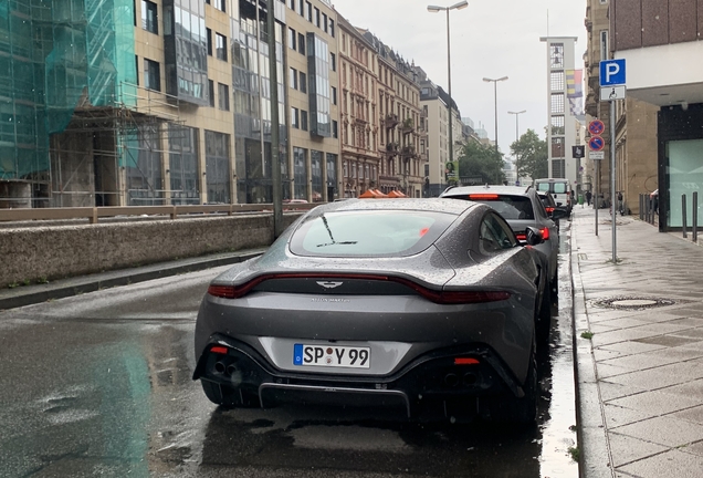 Aston Martin V8 Vantage 2018