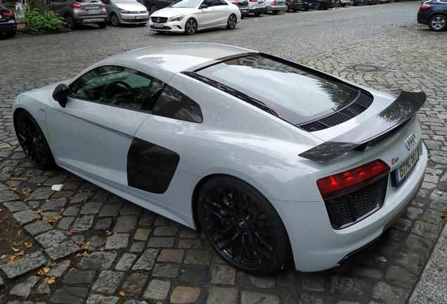 Audi R8 V10 Plus 2015