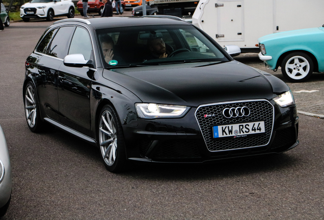 Audi RS4 Avant B8