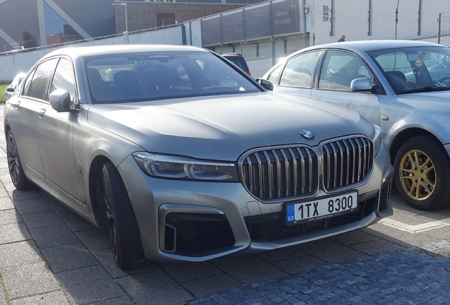 BMW M760Li xDrive 2019