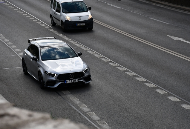 Mercedes-AMG A 45 S W177