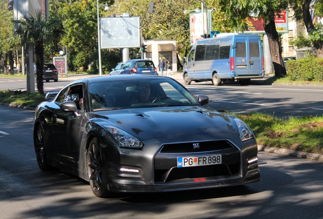 Nissan GT-R 2013