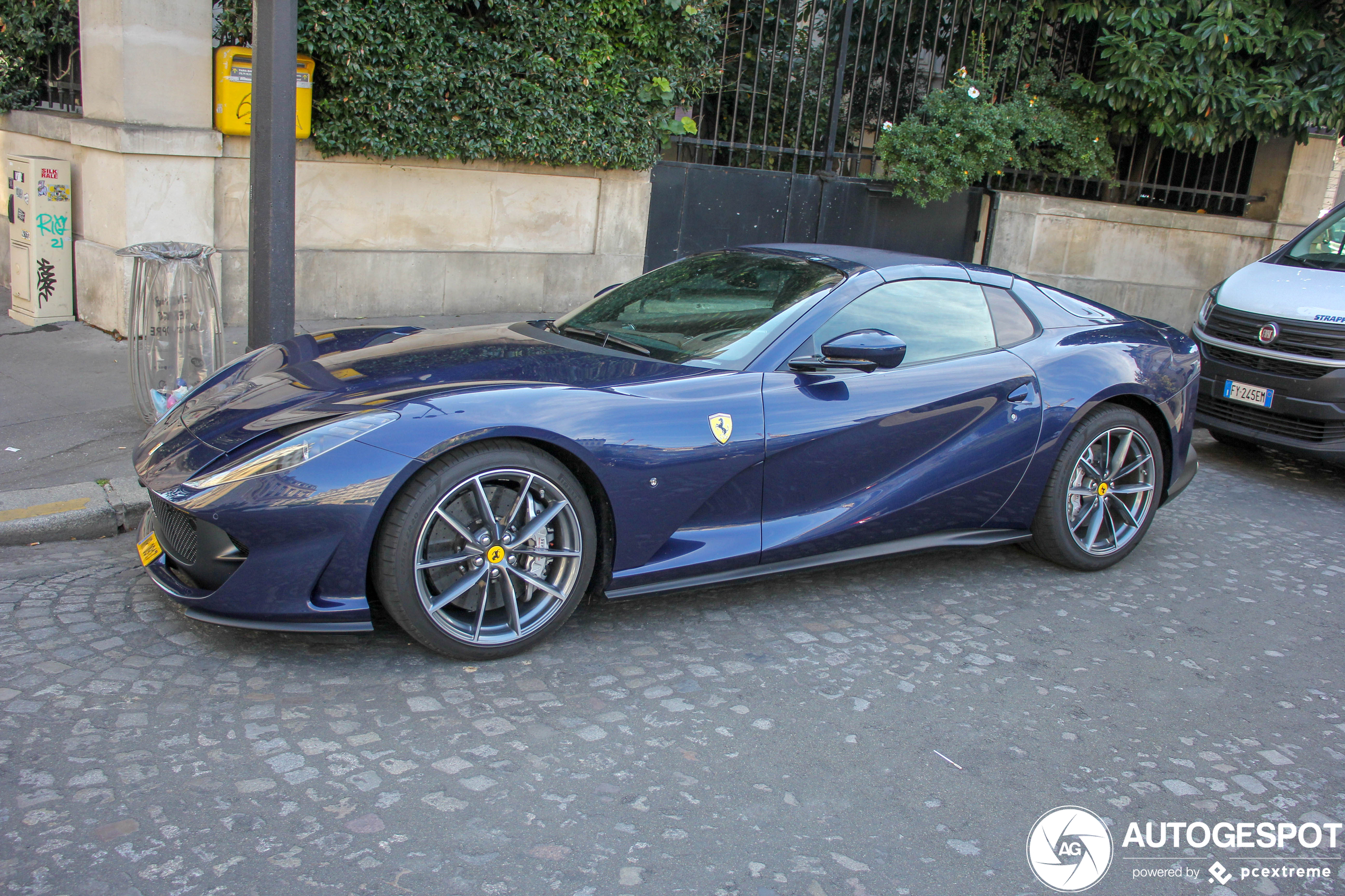 Ferrari 812 GTS