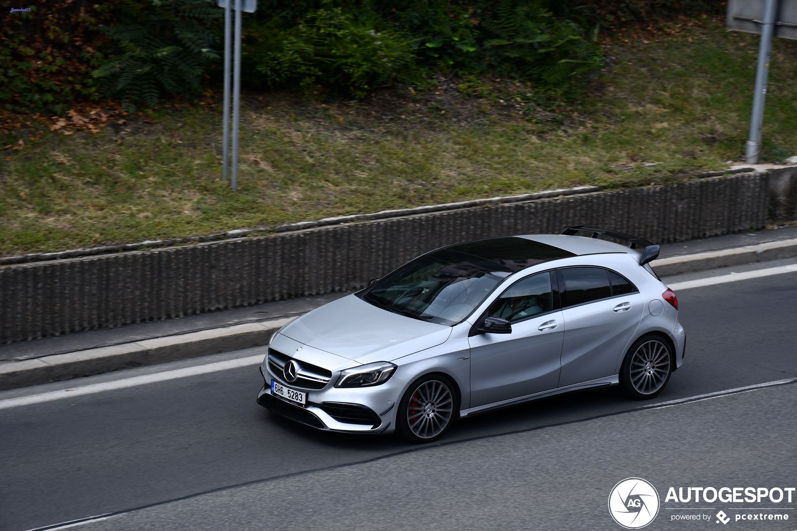 Mercedes-AMG A 45 W176 2015