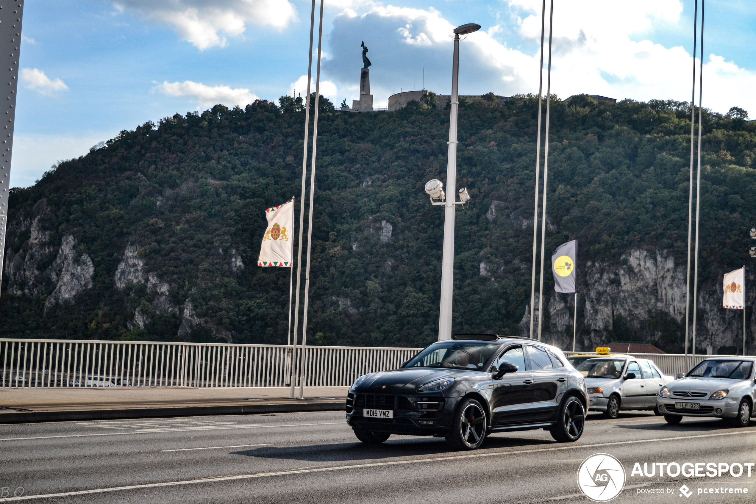 Porsche 95B Macan Turbo