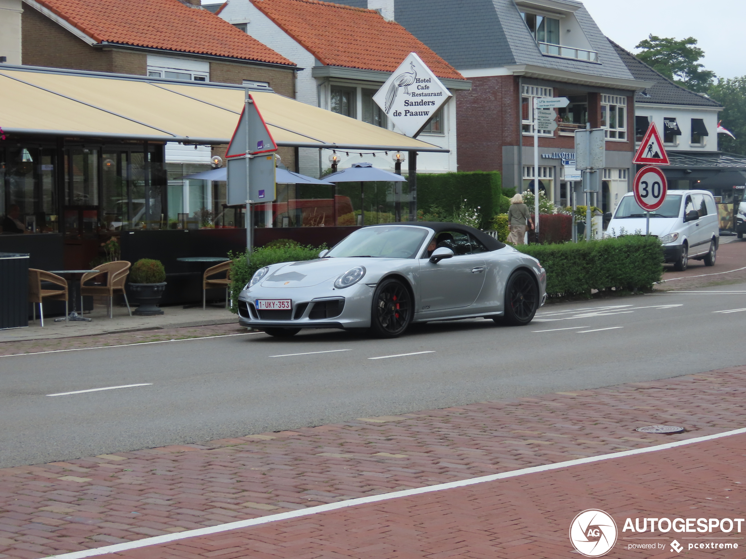 Porsche 991 Carrera 4 GTS Cabriolet MkII