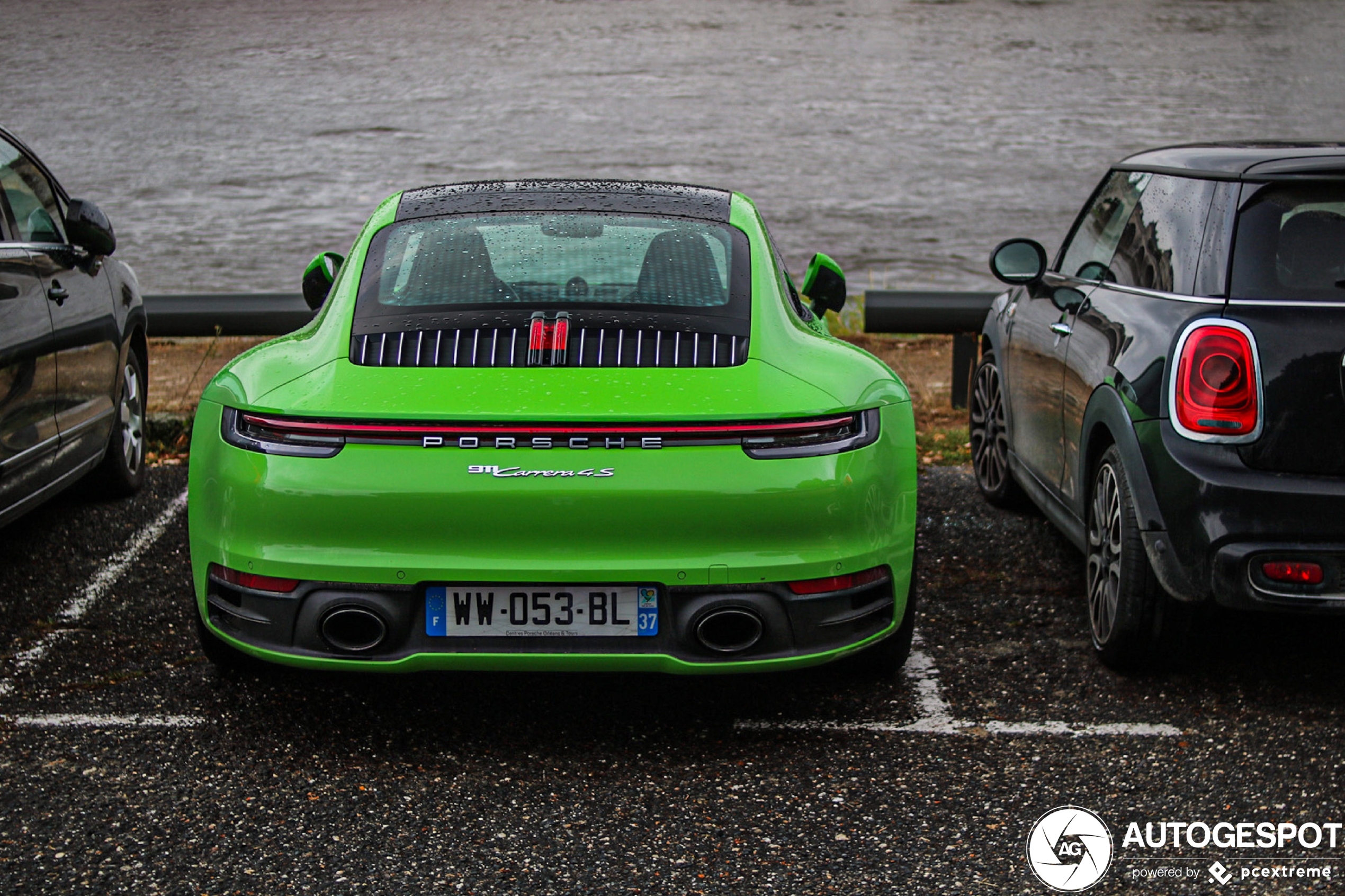 Porsche 992 Carrera 4S