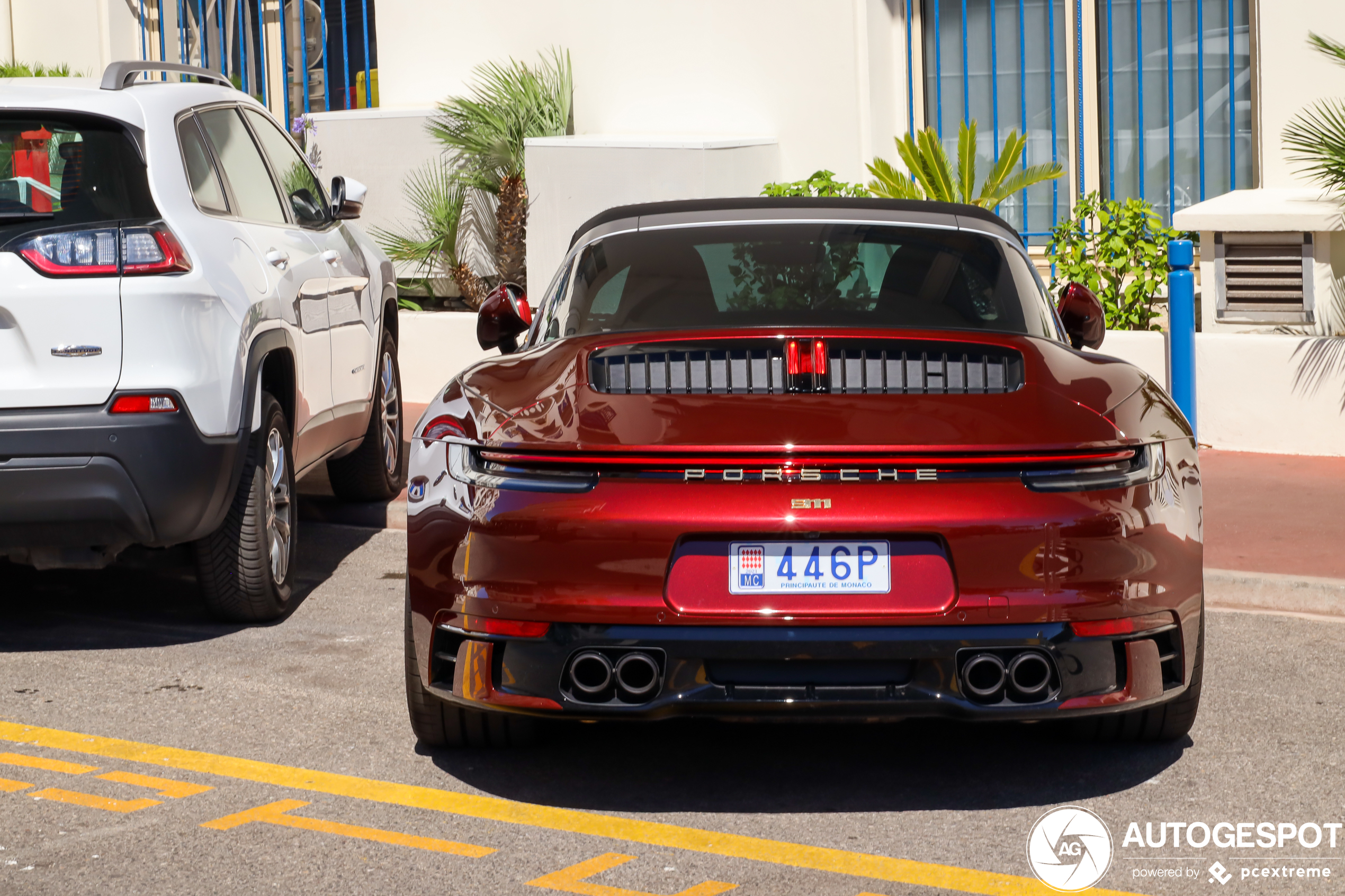 Porsche 992 Targa 4S Heritage Design Edition