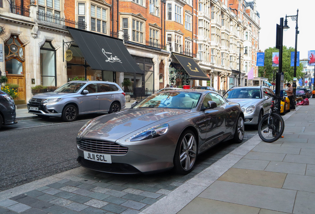 Aston Martin DB9 2013