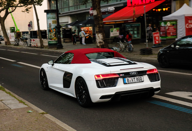 Audi R8 V10 Spyder 2016