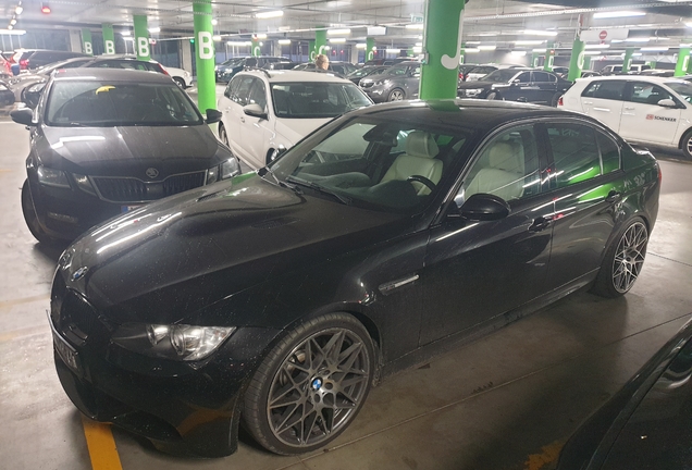 BMW M3 E90 Sedan 2009