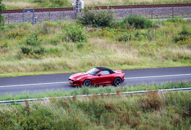 Jaguar F-TYPE S Convertible