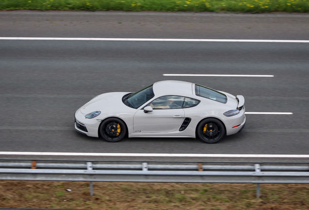 Porsche 718 Cayman GTS