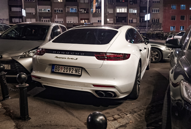 Porsche 971 Panamera Turbo S E-Hybrid Executive