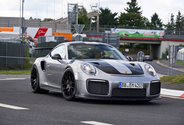 Porsche 991 GT2 RS Weissach Package