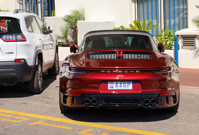 Porsche 992 Targa 4S Heritage Design Edition