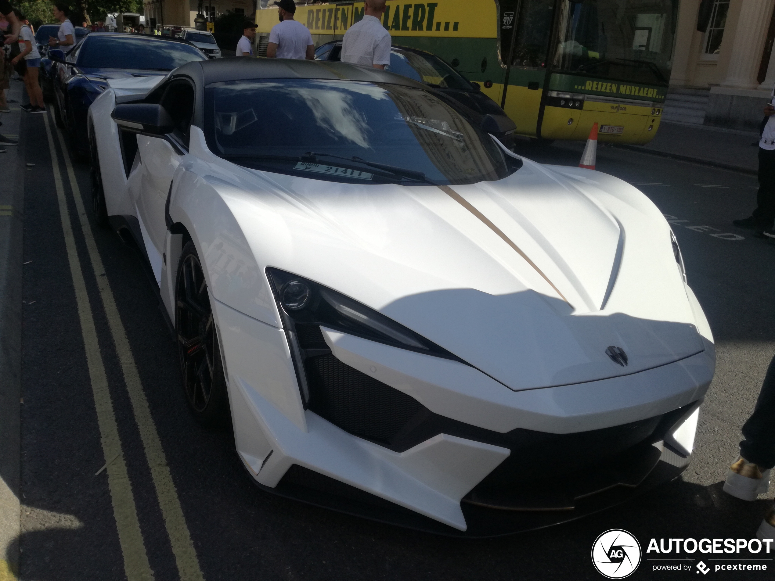 W-Motors Fenyr SuperSport