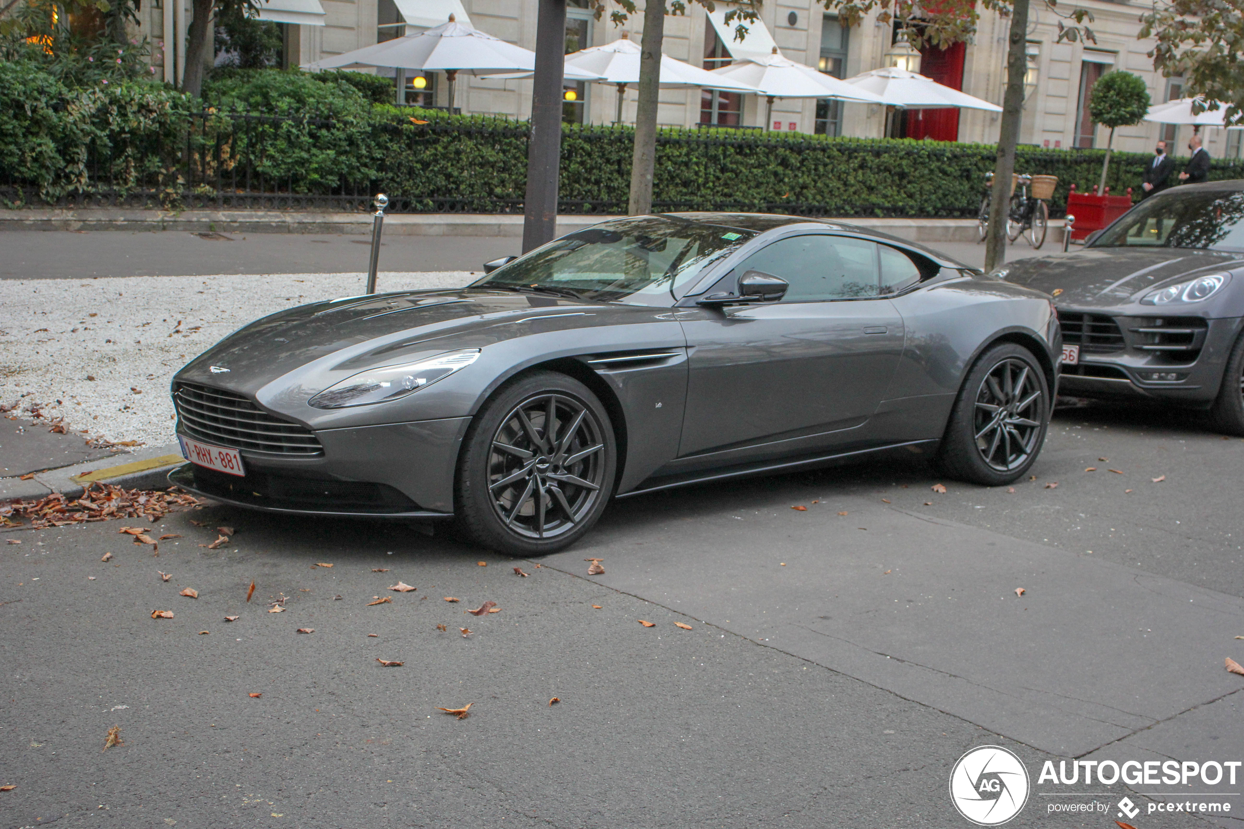 Aston Martin DB11