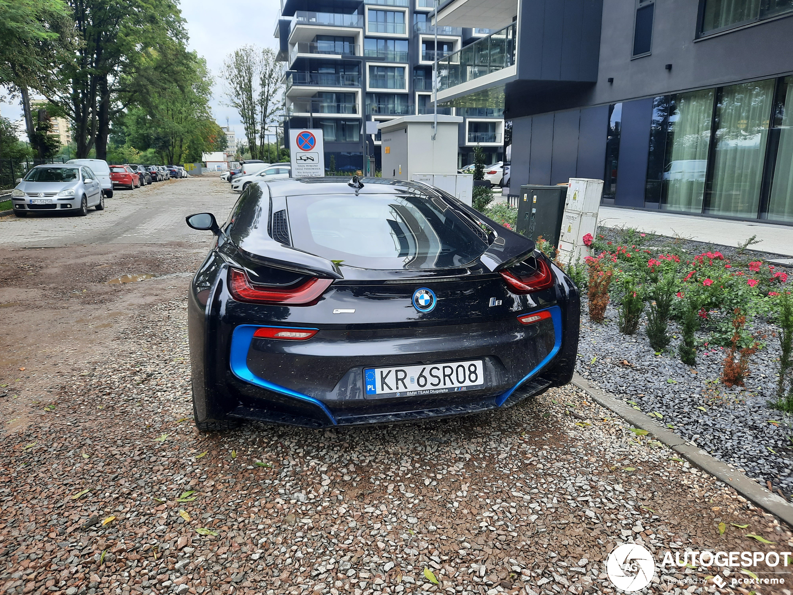 BMW i8