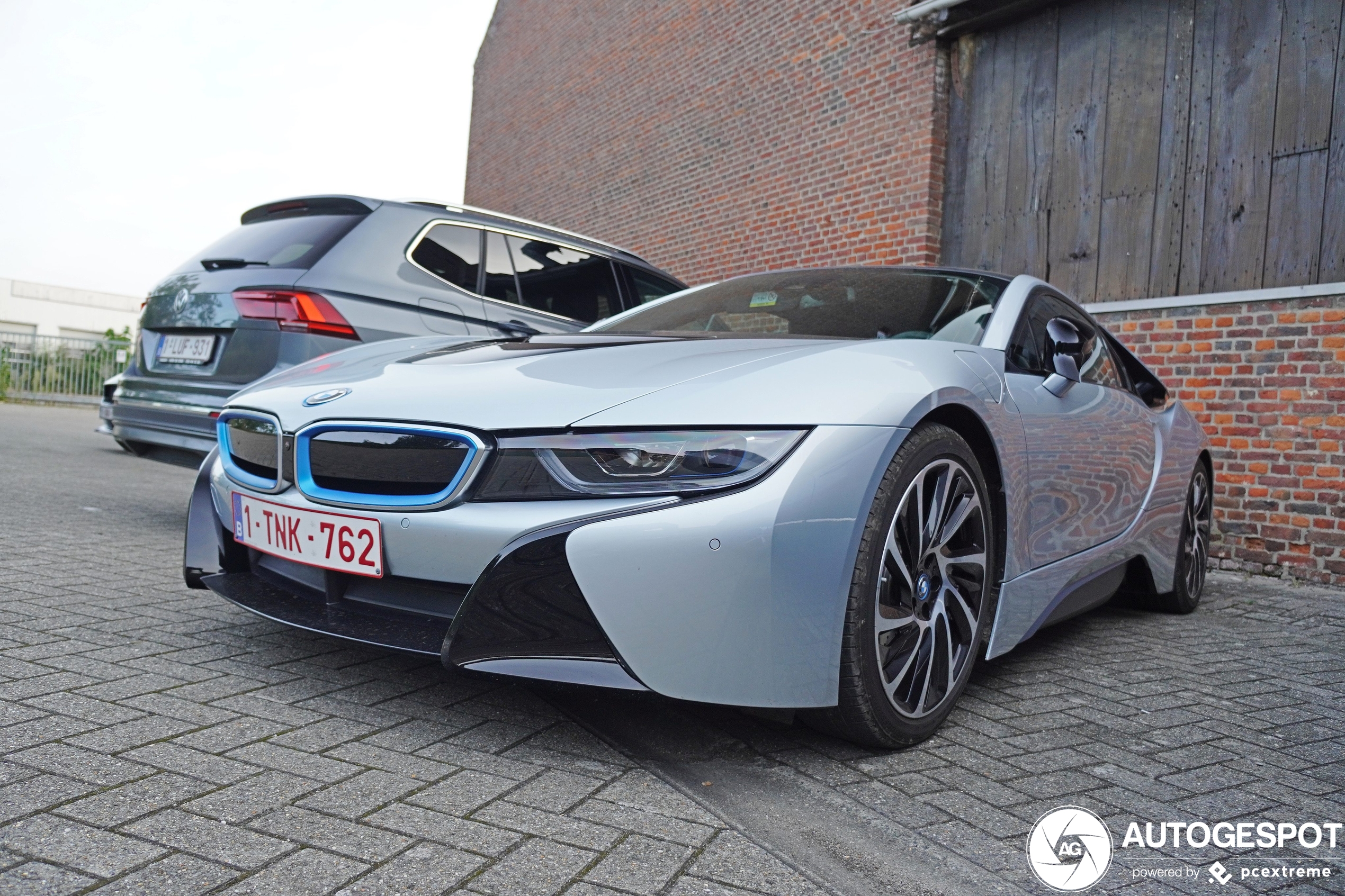 BMW i8