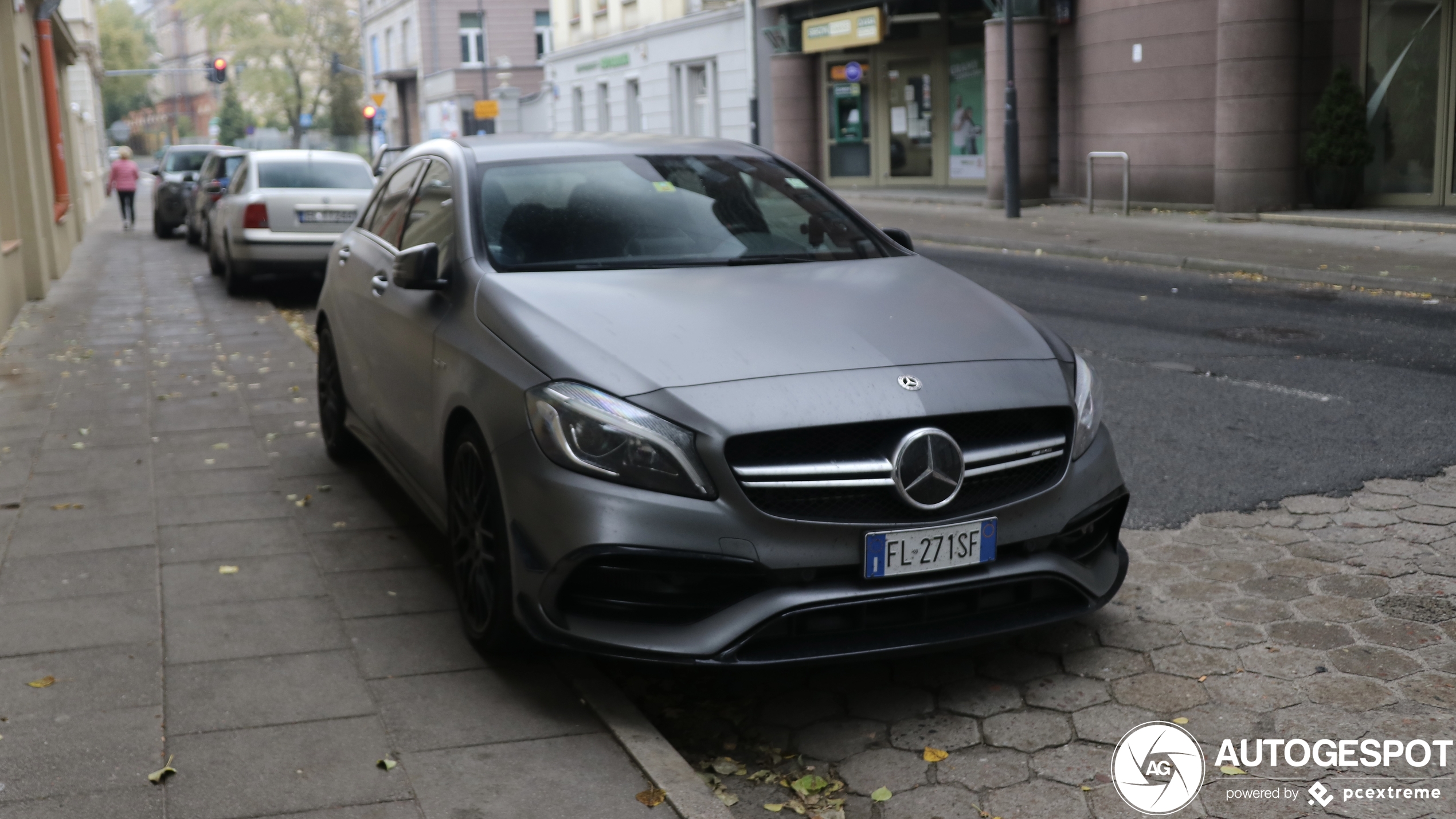 Mercedes-AMG A 45 W176 2015