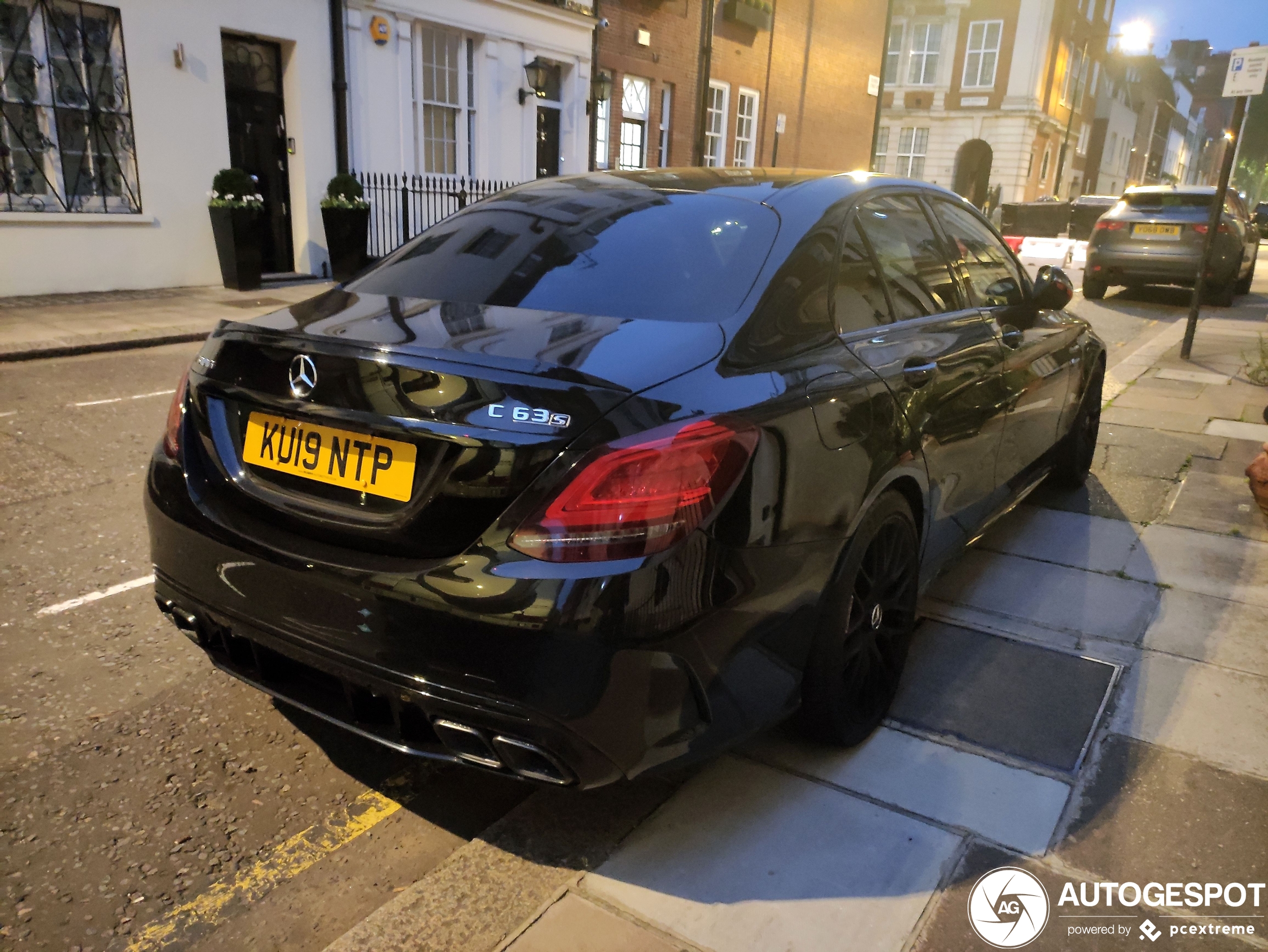 Mercedes-AMG C 63 S W205 2018