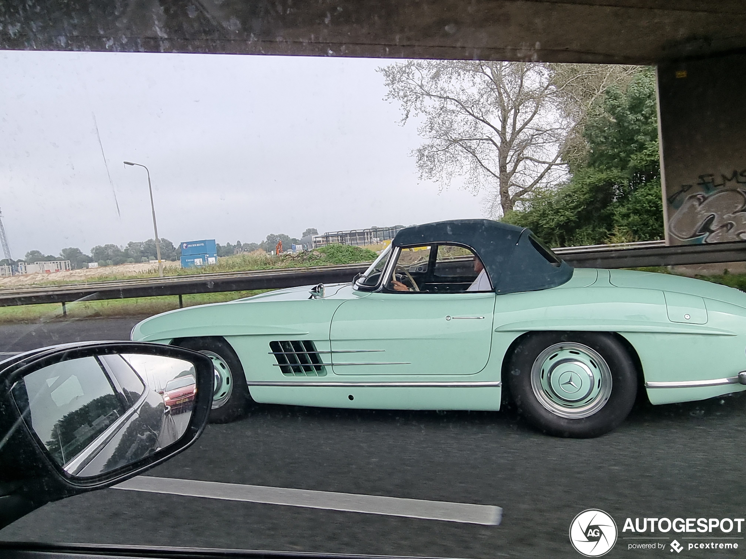 Mercedes-Benz 300SL Roadster