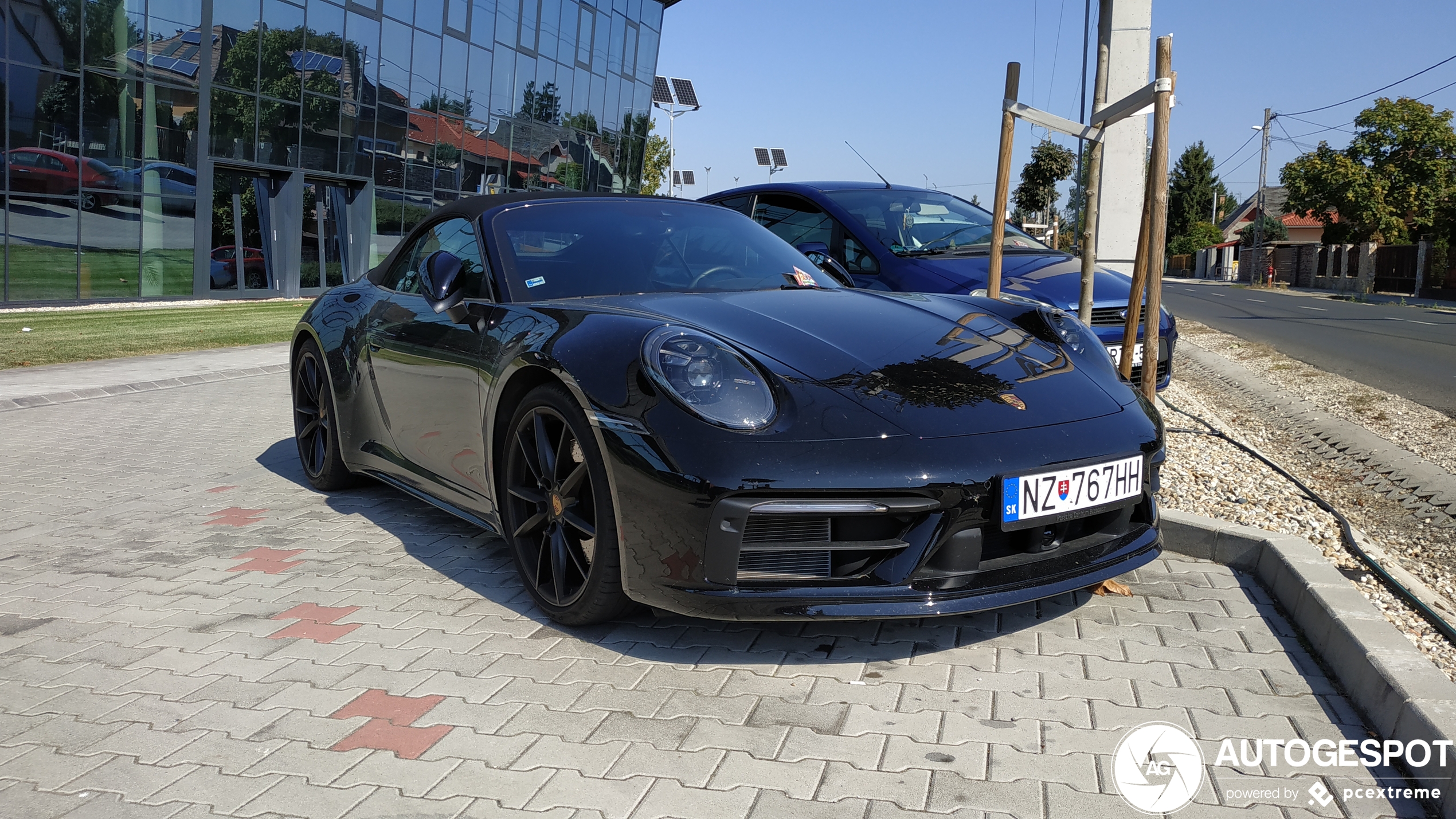 Porsche 992 Carrera 4S Cabriolet