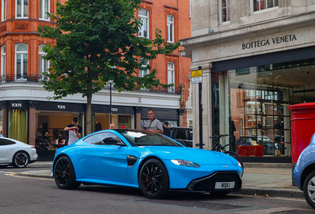 Aston Martin V8 Vantage 2018