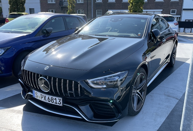 Mercedes-AMG GT 63 X290