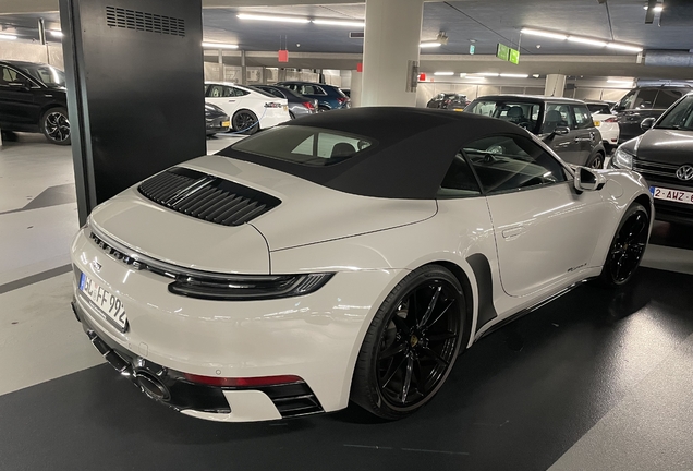 Porsche 992 Carrera S Cabriolet