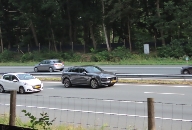 Porsche Cayenne Coupé Turbo S E-Hybrid