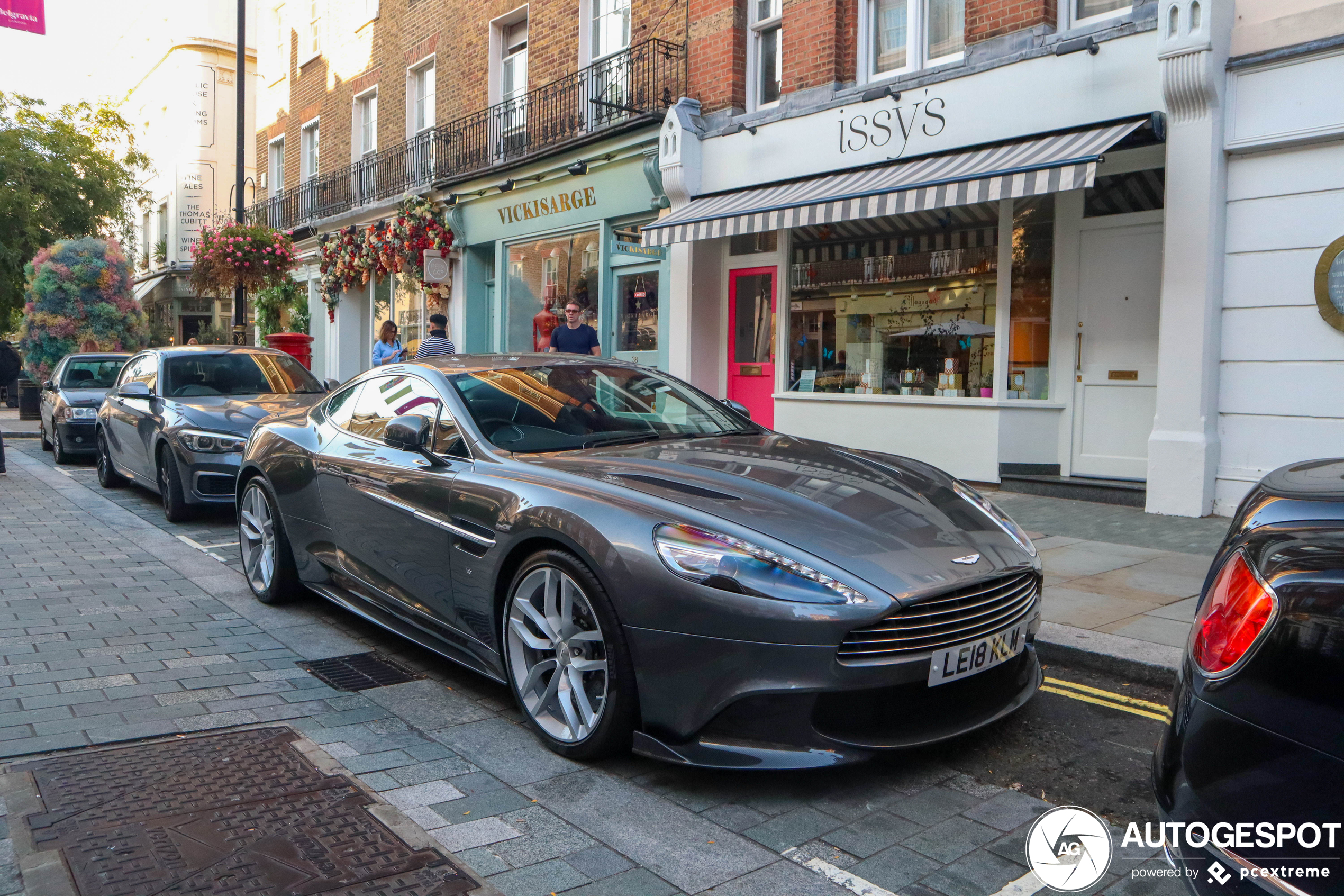 Aston Martin Vanquish S 2017