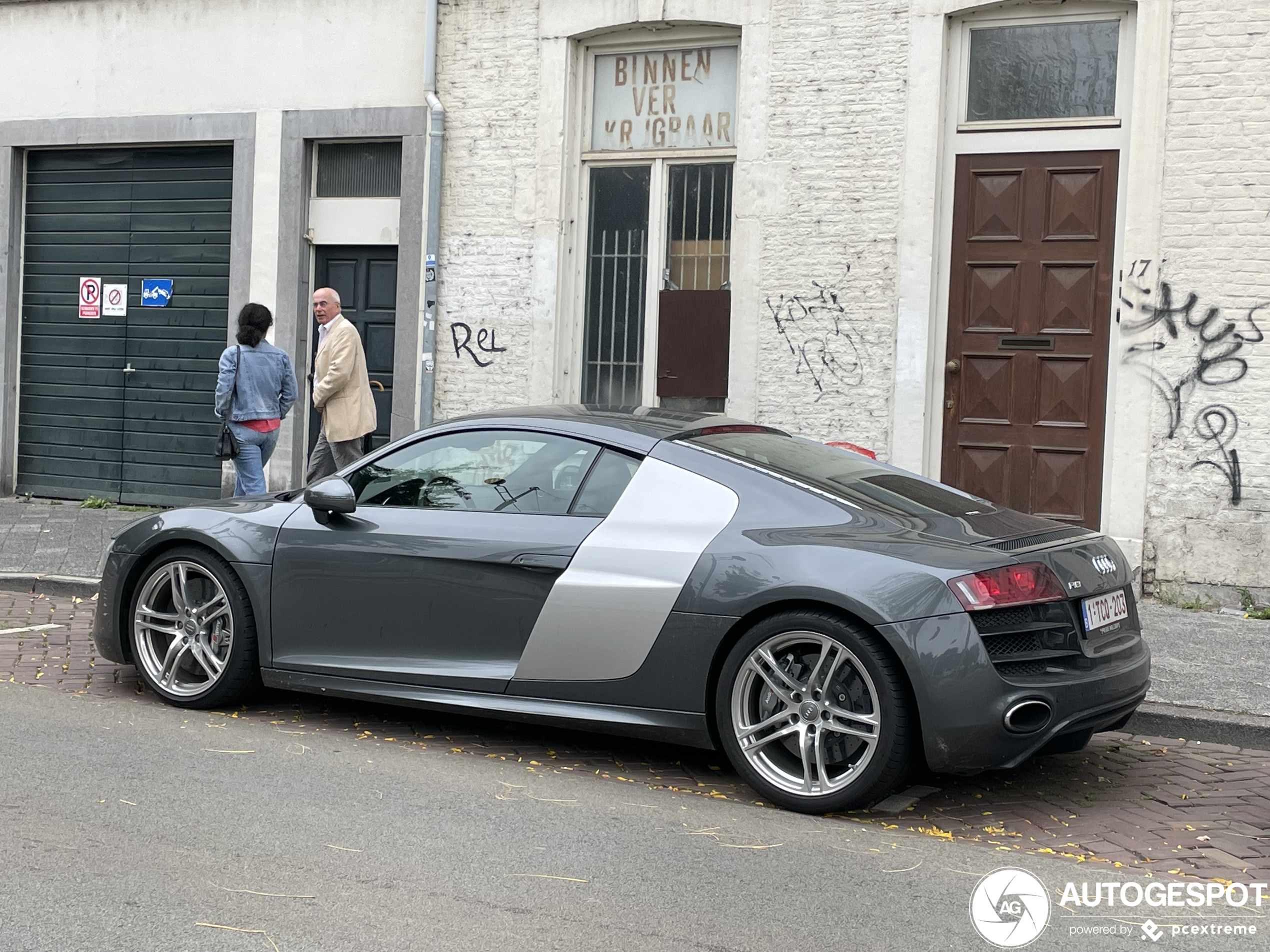 Audi R8 V10